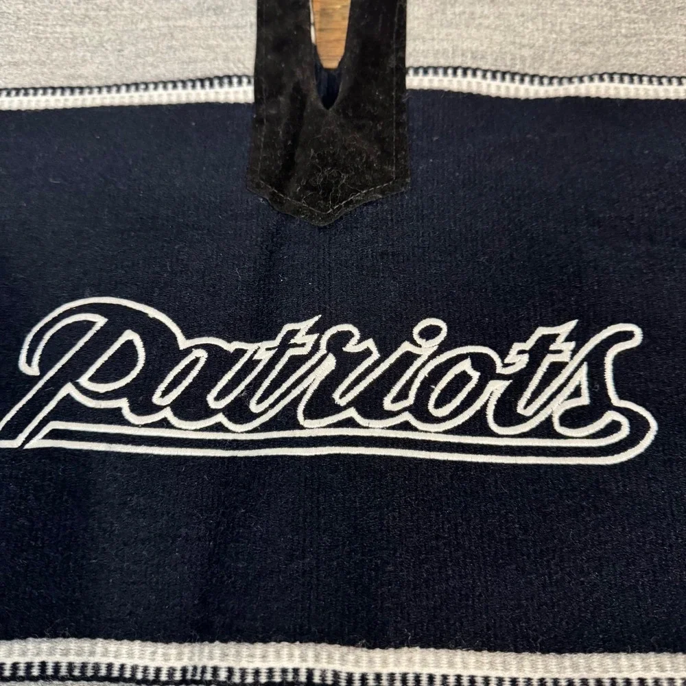 NFL New England Patriots Poncho Mens One Size Navy Grey Striped Fringe Serape